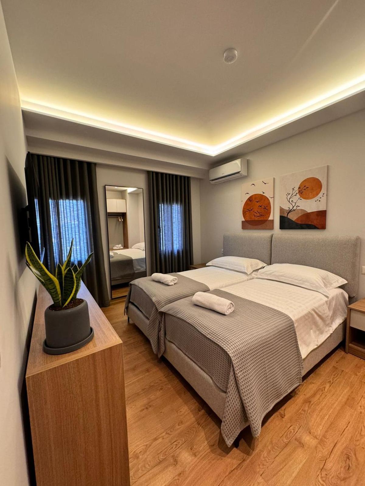 Izi Boutique Apartment Tirana Exterior foto